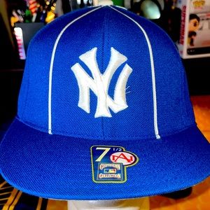 Cooperstown Collection 7”1/2 New York Yankees hap.